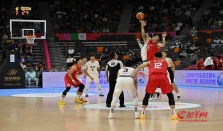 广东男篮击败山东男篮取十五运会开门红，赵睿重回主场表现亮眼