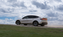 2026年1-2月中国汽车出口155万辆 同比增长幅度61%