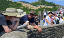 当美国失去游客中国接住了世界 2025年中国旅游经济同比增长9.9%