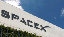 SpaceX星舰V3首射临发射前取消 因技术问题推迟至周五
