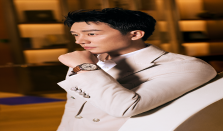 教科书级正装表：绅士挚爱金月相 宝珀品牌大使黄轩演绎经典新V系列