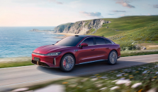 2025年国产车出口总量达710万辆 两家车企破百万！