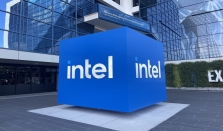 英特尔或于2028年有望为苹果iPhone代工部分芯片