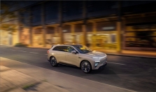 星纪元ET对比理想L6 谁才是20万级增程SUV续航王者？