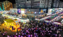 2025创新场景营销金案公布，康师傅冰红茶“痛快逛吃计划”揭秘品牌增长新路径