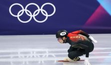 孙龙短道速滑1000米夺银牌 孙龙为中国短道速滑队夺得米兰冬奥会首枚奖牌