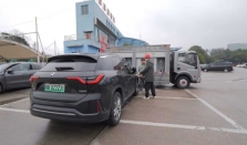 机器人“上岗”，充电桩“一张网”！春运高速“满电”回家 经济要闻 华声经济