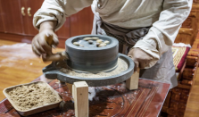 腊月二十五磨豆腐主打一个“都富” “二十五磨豆腐” 豆腐营养吃法来了