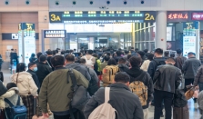 12月25日、26日，长沙南站加开至韶山南列车 经济要闻 华声经济