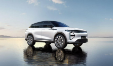 2.85L油耗与4.26秒破百兼得，瑶光C-DM寰球版重塑电混价值标杆