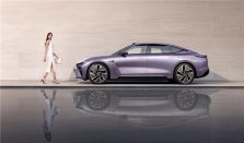 四驱仅需20多万？星纪元ES增程用“诚意配置”重新定义操控新卷王