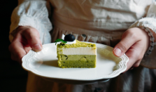 当心甜食正在悄悄损害你的视力 过多食用甜食会对眼睛造成什么样的影响